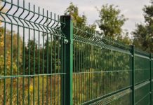 Заказ сетчатых заборов от компании «Метком74»