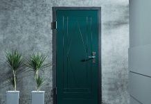 Как выбрать входную дверь в соответствии со стилем интерьера