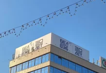 Плюсы промышленного альпинизма для ремонта рекламы